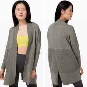 Lululemon Sit In Lotus Wrap II Sz 8 In Heathered Grey Sage
